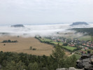 Festung im Nebel